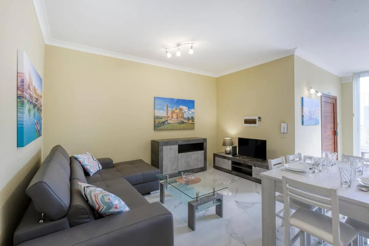 Penthouse, Seaview, Beautiful 2Br Apt 4 Marsaskala Apartment