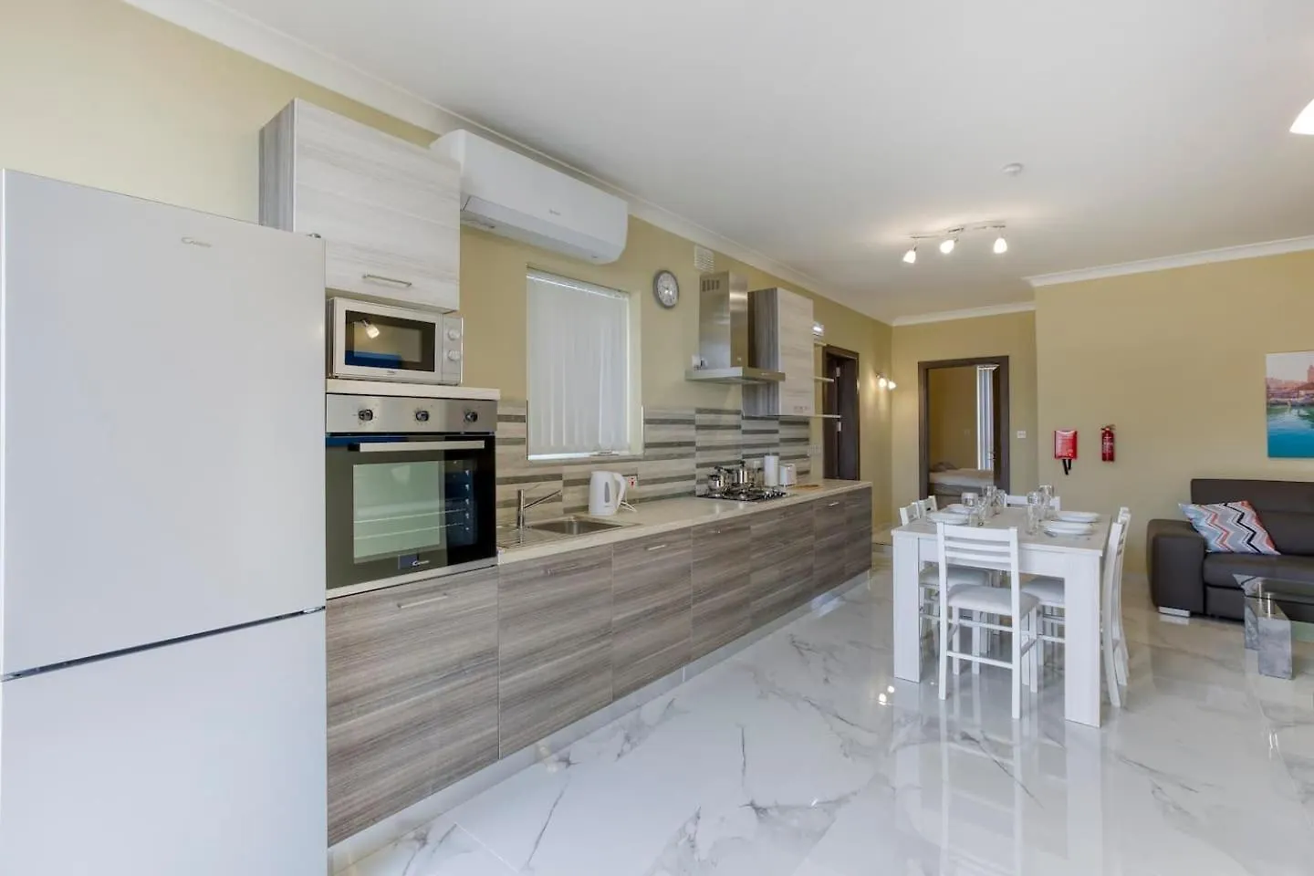 Penthouse, Seaview, Beautiful 2Br Apt 4 Marsaskala