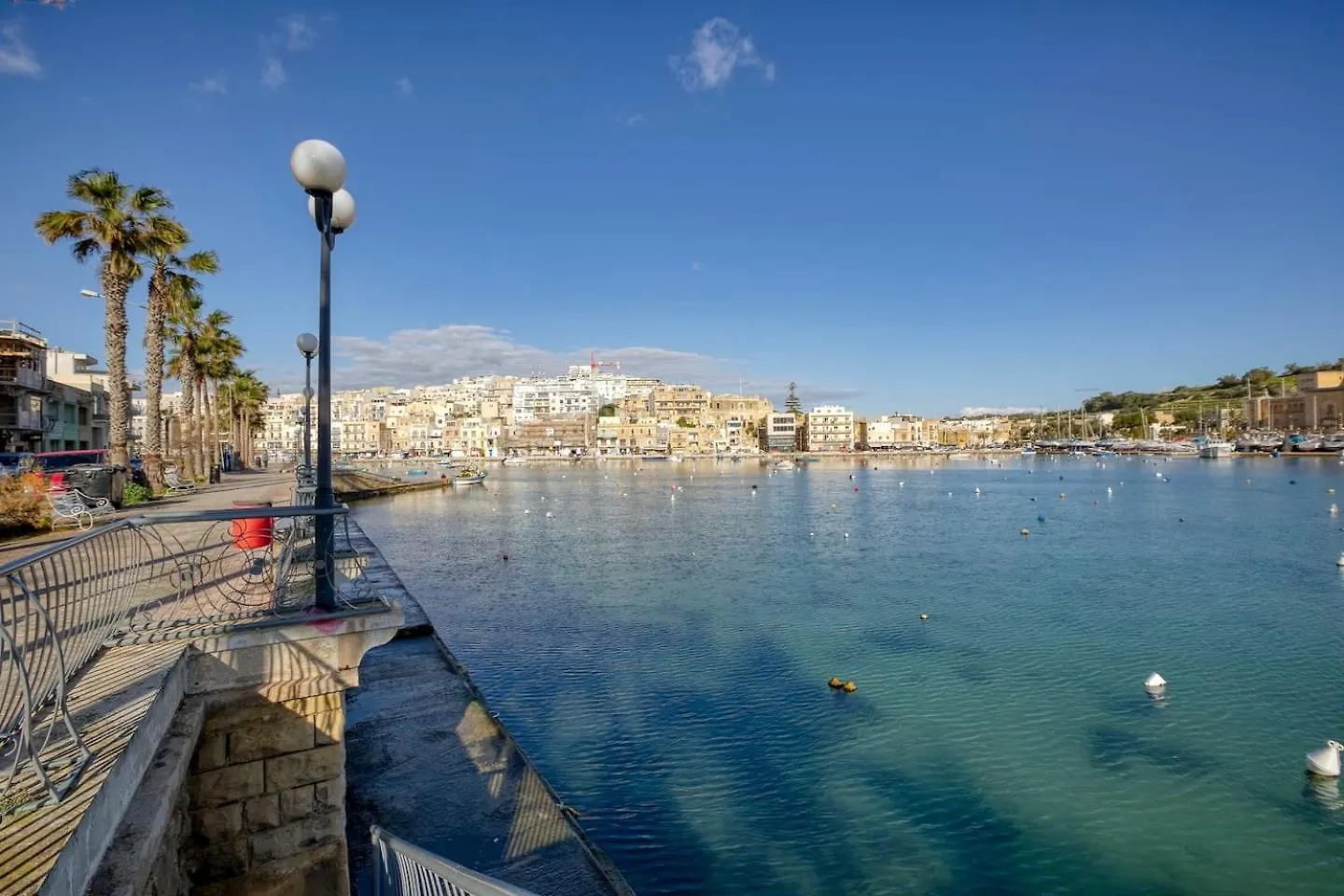 Apartment Penthouse, Seaview, Beautiful 2Br Apt 4 Marsaskala